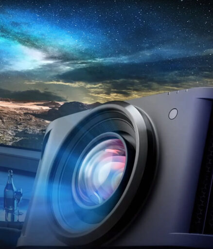 IMG-PROJECTOR 1